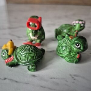 Vintage 1993 Ferrero Turtle Kinder Surprise Figurines